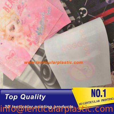 أقمشة ملابس عدسية ثلاثية الأبعاد أكثر نعومة من مادة البولي يوريثان الحراري ، ملصقات صور الطباعة العدسية لحقائب مستحضرات التجميل / حقيبة يد / حقيبة مدرسية